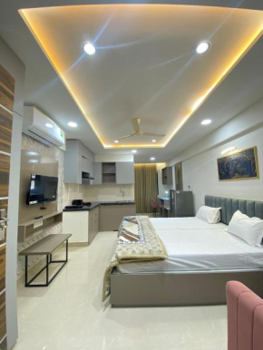 Fully furnished luxury studio flat apartment